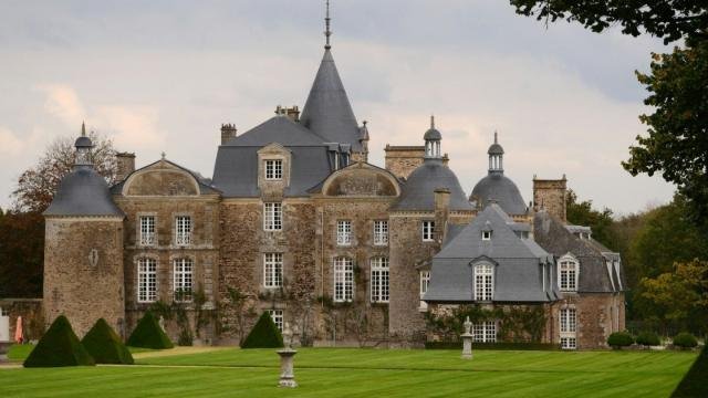 Château du vignoble nantais : transport de mariage