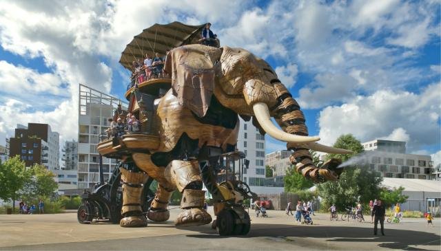 Grand Éléphant des Machines de l'Île : circuit touristique à Nantes