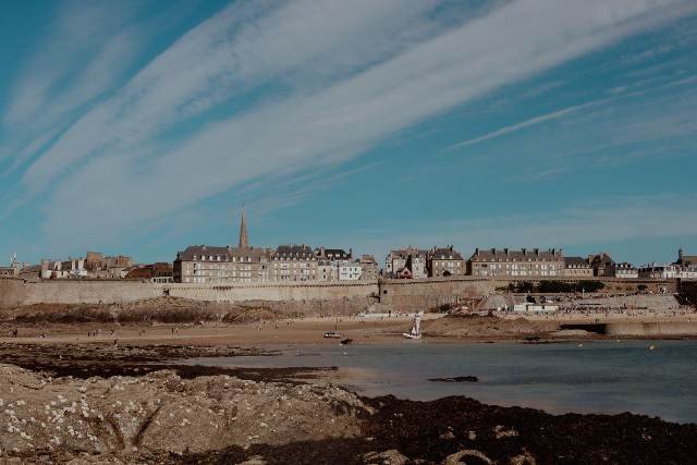 Remparts de Saint-Malo : circuit touristique depuis Rennes